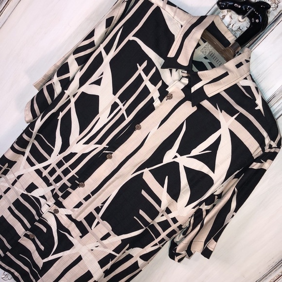 Men’s Cubavera Tropical Print Black and Cream Short Sleeve Button Down Shirt S/M - Picture 3 of 11